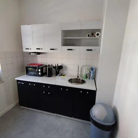 Appartement Flex Aparts - Grosse, Moeblierte In Mit 2 Zimmern Zwickau