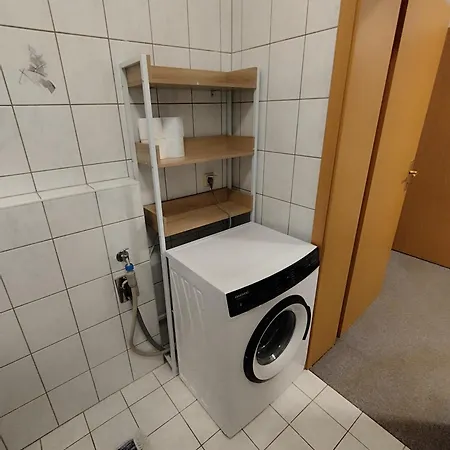 Flex Aparts - Grosse, Moeblierte In Mit 2 Zimmern Apartmán Zwickau